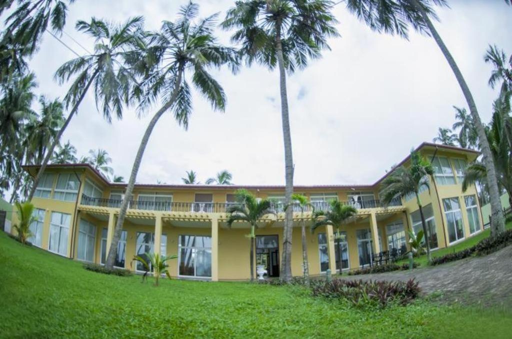 Hotel Villa Viana Marawila Esterno foto