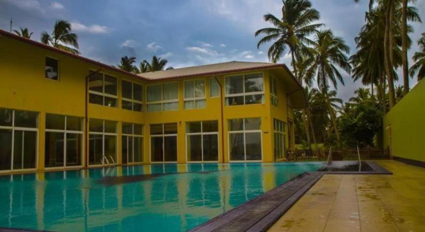 Hotel Villa Viana Marawila Esterno foto