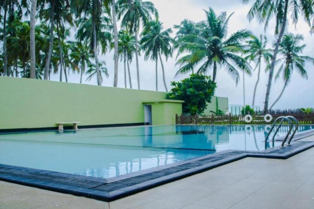 Hotel Villa Viana Marawila Esterno foto